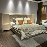 Premium Polsterung & Luxuriöser Komfort Villa Schlafzimmermöbel Gestepptes Diamant-Design Kopfteil Kingsize Polsterbett