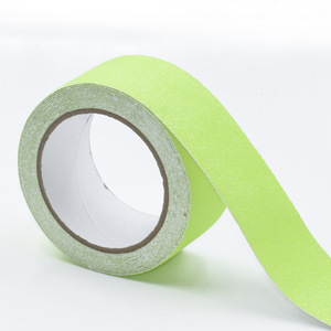 Bande antidérapante 5M en PVC, imperméable pour extérieur, pour marches d'escalier, bande de sécurité à haute friction - Product Image 2