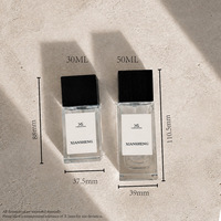 Flacon pulvérisateur de parfum en verre transparent carré de haute qualité, 50 ml, 30 ml, à fond épais, avec bouchon en bois noir