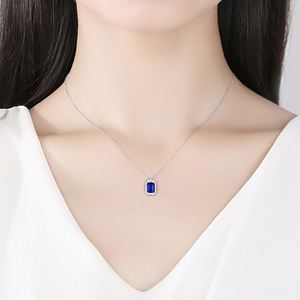 Parure de bijoux en argent 925 plaqué rhodium avec zircon taille émeraude, pour femme, idéale pour les fêtes et mariages, collier et boucles d'oreilles - Product Image 5