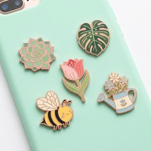 Badge adhésif personnalisé à logo, émail dur ou souple, en métal 3M, autocollant pour coque de téléphone – Vente chaude - Product Image 1
