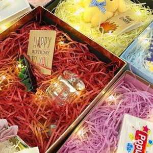 Boîte cadeau en raphia Rafi Grass, emballage décoratif, papier de remplissage déchiqueté, papier de soie, papier à dessin, emballages en papier, Chine - Product Image 4