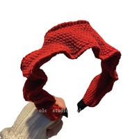 Bandeau Ankeila en laine rouge tricotée à la main haut de gamme pour femme, style vintage décontracté, style Nouvel An, avec pince à cheveux rouge, collection Automne/Hiver