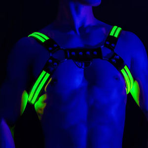 USB充電式LEDベスト卸売マッチョマンブラック調整可能ボディチェストボンデージボディライト点滅ボディハーネス男性用 - Product Image 2
