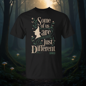 Camiseta de Elphaba Thropp: Algunos de nosotros somos simplemente diferentes - Product Image 3