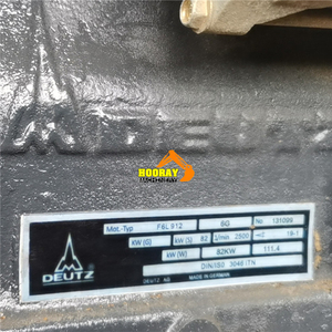 Rouleau compresseur vibrant hydraulique CA30D d'occasion, nouveau modèle CA301D avec composants essentiels moteur et pompe - Product Image 6