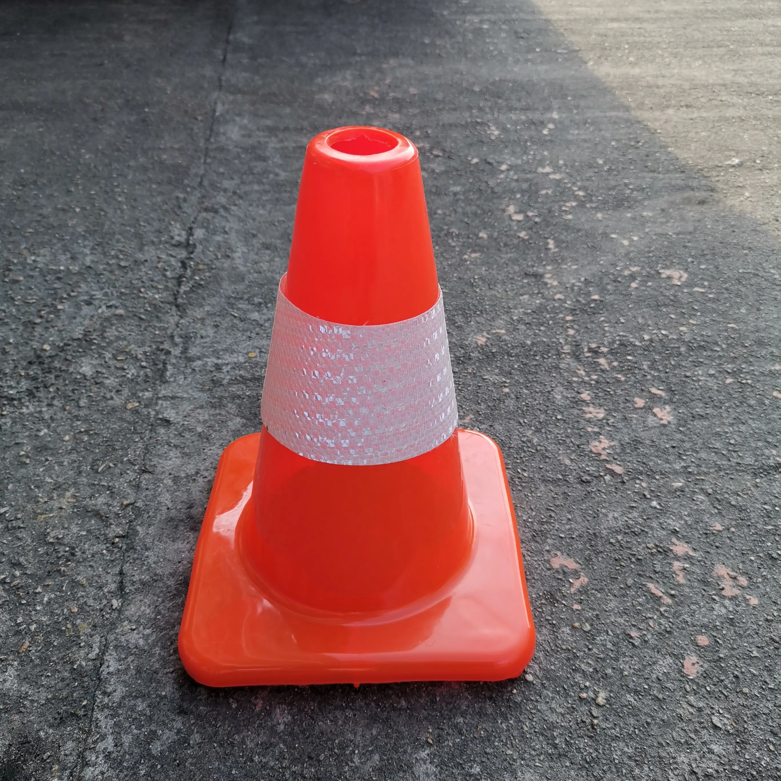 Yol konileri PVC 30cm turuncu trafik konisi güvenlik uyarı yansıtıcı acil koni