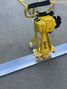 Règle <span class=keywords><strong>vibrante</strong></span> en béton à essence règle <span class=keywords><strong>vibrante</strong></span> finition chape de sol en béton machine à paver - Product Image 4