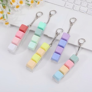 Llaveros de juguete antiestrés con teclas de teclado mini LED transparentes y luminosas, ligeras, para aliviar la ansiedad - Product Image 3