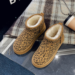 <span class=keywords><strong>Bottes</strong></span> d'hiver pour <span class=keywords><strong>femme</strong></span> à tige courte, style international, épaisses, doublées polaire, chaudes, à enfiler, imprimé léopard - Product Image 6