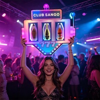 Rak Anggur LED Logo Kustom Kapasitas 3 Botol RGB Pengubah Warna Dudukan Display Akrilik Pencahayaan Botol Modern untuk Bar