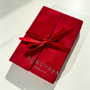 Boîte d'invitation de mariage personnalisée en velours rouge à double porte avec ruban, doublure de fleurs séchées, coffret cadeau de luxe pour bon de réduction beauté et spa - Product Image 2
