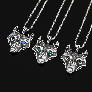 Yunnique-collar con colgante de cabeza de lobo vikingo de acero inoxidable con ojos azules para hombre, joyería de regalo - Product Image 2
