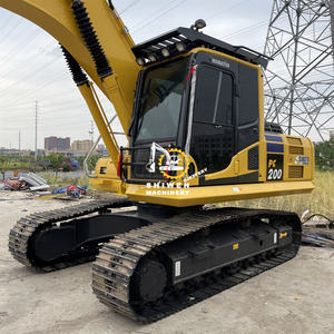 รถขุดไฮดรอลิกแบบตีนตะขาบ Komatsu PC200-8 มือสอง ขนาด 20 ตัน พร้อมเครื่องยนต์และเกียร์เดิม พร้อมรายงานสภาพสำหรับขาย - Product Image 6