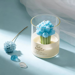 Bougie parfumée artisanale aux fleurs en stock avec logos personnalisables, idéale pour la décoration d'hôtels et de spas, parfums variés - Product Image 5