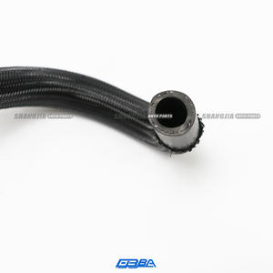 Tuyau de radiateur de direction long noir haut de gamme pour Maserati Quattroporte V6 670006387 6497 - Product Image 4