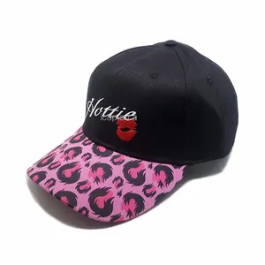 Nueva tendencia, gorra deportiva de ala curva con estampado de leopardo personalizado, gorra de béisbol bordada Punk para mujer al por mayor