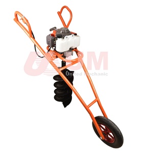 Taladro Perforador de Tierra Industrial UM de 62cc, Motor de Gasolina de 2 Tiempos, para Jardinería y Agricultura - Product Image 3