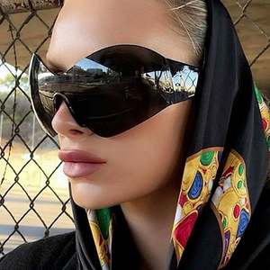 Nuevas Tendencias Punk Y2K Gafas de Sol Estilo Goggle para Hombre, Gafas de Diseñador Marca 2000's, Lentes de Sol Steampunk Oversized para Mujer - Product Image 1