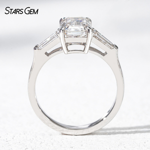 Bague Starsgem 3.8CTW à trois pierres, or massif 10K, diamant de laboratoire taille émeraude, bagues de fiançailles - Product Image 5