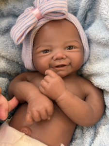 Muñeca <span class=keywords><strong>Reborn</strong></span> Negra de 18 Pulgadas, Muñeca de Silicona a la Moda, Realista, Afroamericana, Recién Nacida, Hecha a Mano, Cuerpo Suave y Ponderado - Product Image 2