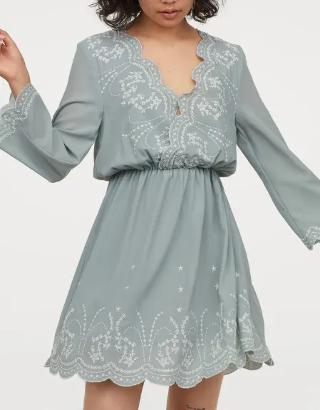 new designs OEM women casual embroidery mini dress V-neck flare sleeve shirt dresses