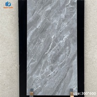 Carreaux en porcelaine aspect pierre naturelle de qualité supérieure 300x600mm Vert pastel Finition brillante Antidérapant Rustique pour murs intérieurs de hall et de villa