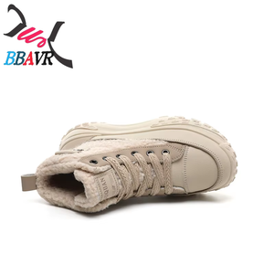 Nouvelles Chaussures Décontractées Montantes Hiver 2025 K6701 en Polaire d'Agneau, à Enfiler, Semelle Plate Polyvalente, Épaisse et Chaude, pour Étudiants - Product Image 4