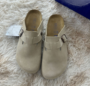 Mocassins Birkentock Bosston en daim de vache de qualité supérieure, semelle en liège souple, sandales pour homme à enfiler, intérieur/extérieur, personnalisables - Product Image 1