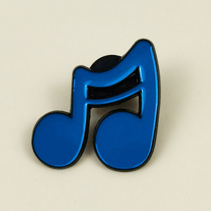 Broche de mode série musicale de dessins animés avec un design unique de note de musique bleue, badge métallique polyvalent pour la décoration de sac à dos - Product Image 1
