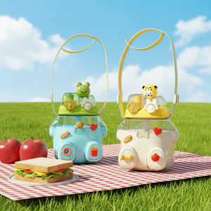 Copo de Plástico Moderno para Crianças com Canudo Duplo, Personagem de Desenho Animado Fofo, Antivazamento, Alça Transversal Ajustável, Grande Capacidade - Product Image 2