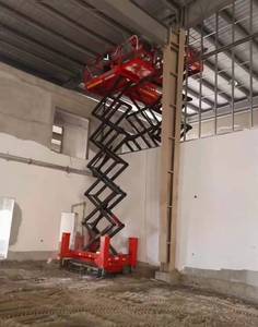 Plataforma elevadora de tijera eléctrica todoterreno con orugas blancas y estabilizadores de doble nivelación para <span class=keywords><strong>alquiler</strong></span> - Product Image 6