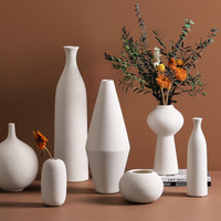 Vase en céramique blanc minimaliste non émaillé, style Instagram, pour décoration de salon, table à manger, maison, mini-vases pour fleurs séchées, vente en gros