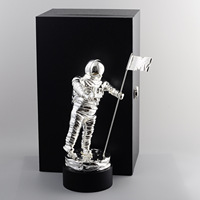 Grande sculpture d'astronaute en métal argenté poli de 31 cm, trophée, ornement créatif pour salon et meuble TV