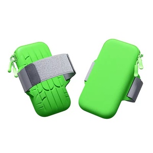 Kit <span class=keywords><strong>de</strong></span> toilettage pour bébé, ensemble <span class=keywords><strong>de</strong></span> soins <span class=keywords><strong>de</strong></span> sécurité en EVA avec brosse <span class=keywords><strong>à</strong></span> cheveux imperméable, peigne, coupe-ongles, aspirateur nasal, essentiels pour bébé - Product Image 1