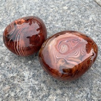 En gros Naturel Sardonyx Quartz Cristal De Roche soie agate paume Guérison