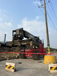 FANTUZZI kalmar konecrane SANYY Reach Stacker 45 tonnes, gerbeur manuel pour conteneurs, moteur diesel, vérin hydraulique, moteur VOLVO - Product Image 4