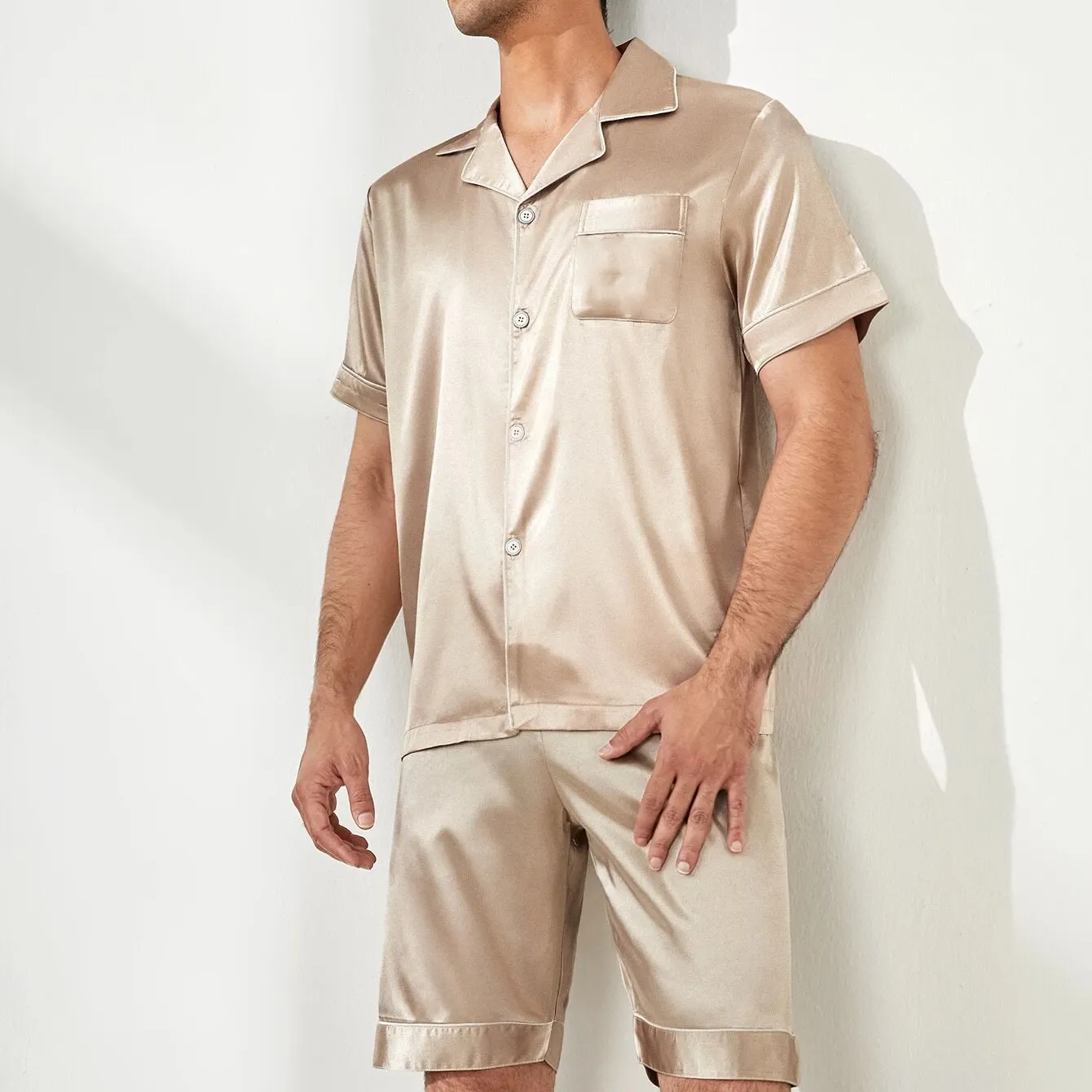 Custom Luxury Sleep Wear Extra Soft 100% Satin Silk Pajamas 2 Pieces Set For Men