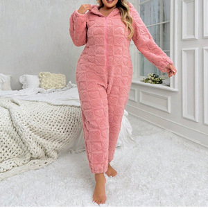 Tuta <span class=keywords><strong>pigiama</strong></span> da <span class=keywords><strong>donna</strong></span> <span class=keywords><strong>taglie</strong></span> forti, morbida e ampia, per l'inverno; <span class=keywords><strong>pigiama</strong></span> caldo e spesso con cappuccio e fantasia a cuori. - Product Image 2