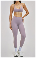 Ensemble de yoga pour femmes avec bretelles fines brossées, soutien-gorge de sport à col en V et leggings taille haute, tenue de fitness 2 pièces
