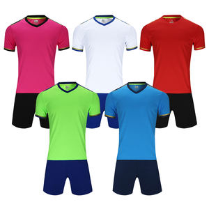 Fábrica al por mayor camisetas de fútbol personalizado impreso traje de fútbol para el equipo escolar y niños adultos para partido Jersey uniforme de fútbol - Product Image 1