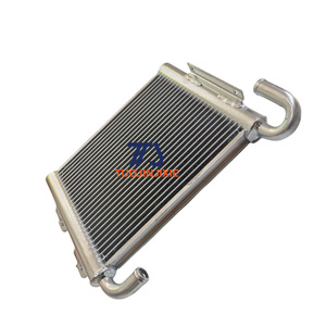 20P-03-81212 Enfriador de Aceite Hidráulico para Excavadora PC20R-8 PC25R-8 PC27R-8 Nuevo 10000kg - Product Image 3