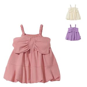 Robe de princesse décontractée pour filles d'été, personnalisée par OEM, couleur unie, respirante, avec décoration papillon, sans manches, col halter - Product Image 1