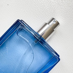 En Stock, Entrega en 3-7 Días, Perfume de Marca en Botella Cuadrada Azul de 50ml, Spray de Perfume de Larga Duración, Aroma Amaderado para Hombre, Perfume Duradero - Product Image 4