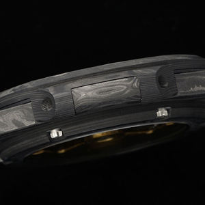 Montre de luxe pour homme en fibre de carbone marbrée, boîtier octogonal de 40 mm, cadran rayé blanc, mouvement automatique, affichage de la date - Product Image 3