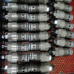 Válvula de Control Direccional de 4 Vías, 1 Entrada, 315 Bar, 600 L/min, PC120-6, Válvula Principal Hidráulica para Excavadora - Product Image 1
