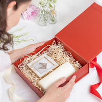 Boîte de papier cadeau magnétique de luxe de haute qualité Kraft pliant personnalisé avec emballage plat en aluminium Fermeture magnétique facile à fermer