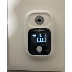 Réfractomètre numérique WorldBoss TKR-1 0-53 Brix% Portable pour la mesure du sucre des fruits Fabriqué au Japon - Product Image 3