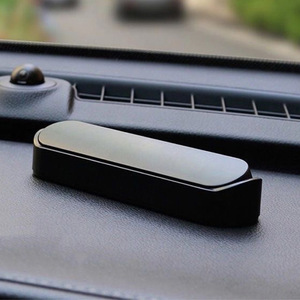 Hidden Temporary Parking Sign Magnetic Vehicle Number Plate One Click Hide Plastic Creative Multi Functional License Plate - Product Image 3