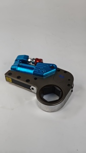 Llave de Torsión Hidráulica Hueca de Aleación de Aluminio y Titanio ENERPAC Same 60XLCH para Minería, Energía Eólica y Trabajos con Pernos - Product Image 5